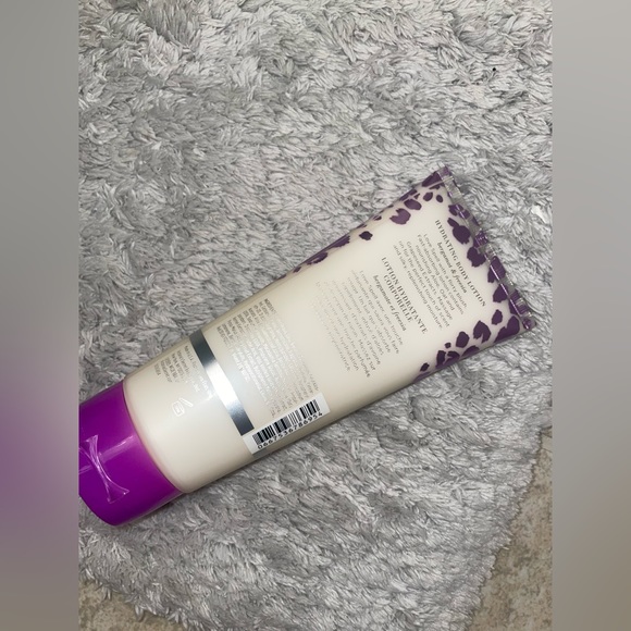 Love spell Victoria’s Secret love spell body lotion - Picture 4 of 4